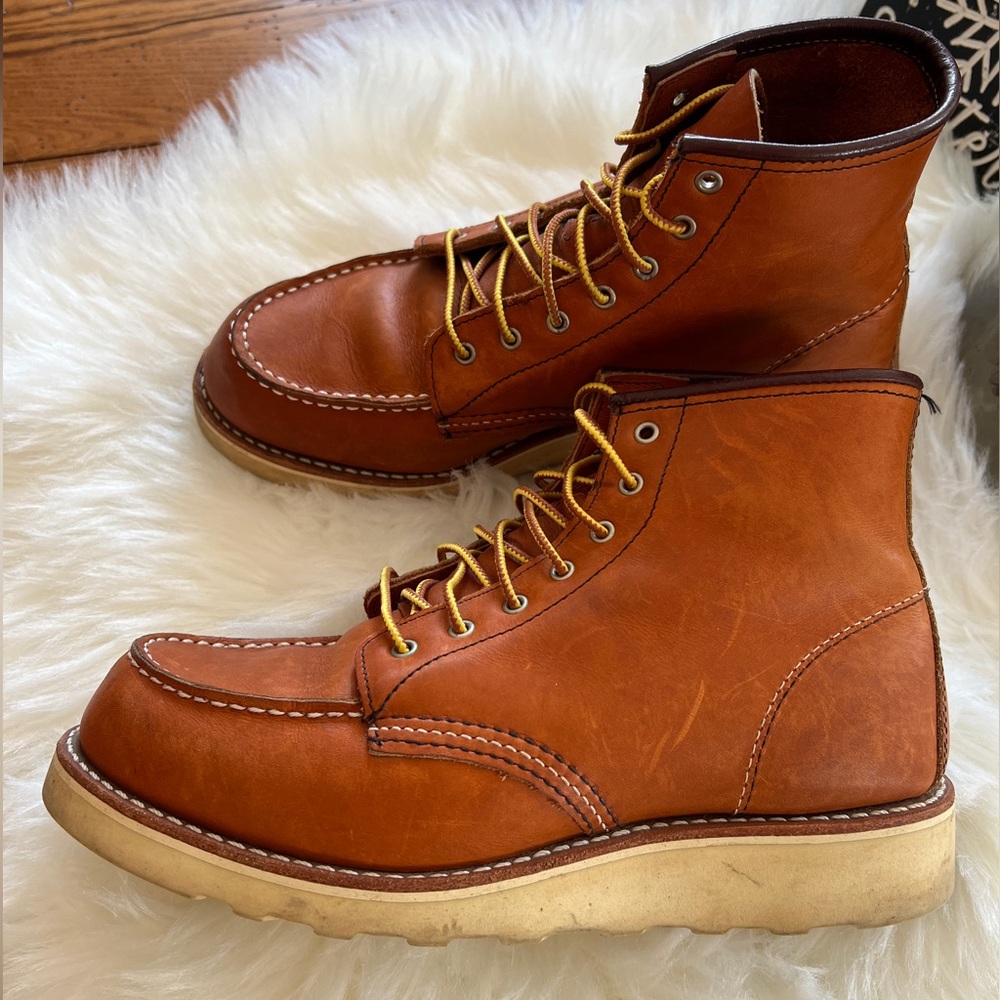 Red Wing Women’s Classic Moc